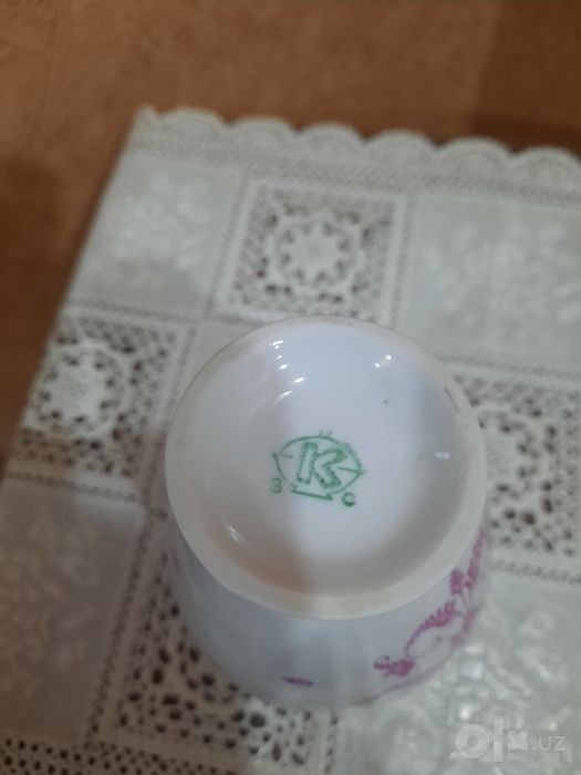 Винтажная миниатюрная фарфоровая вазочка. Коростеньский ФЗ. Золочение,