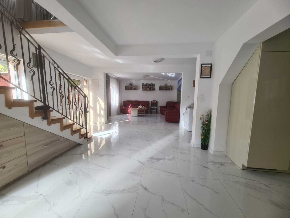Casa de închiriat în Bistrița