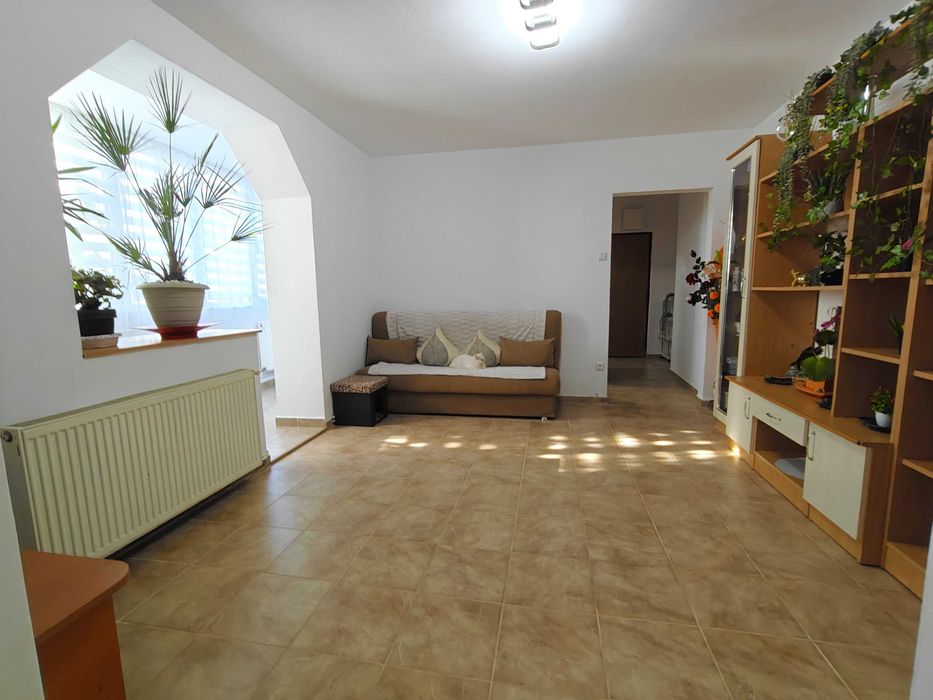 Apartament 2 camere  Colegiu National "Andrei Saguna"