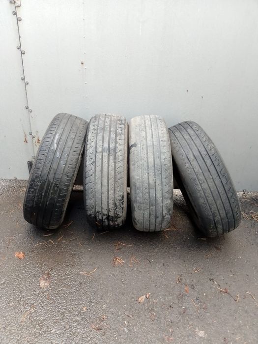 Продам шины  4 штуки