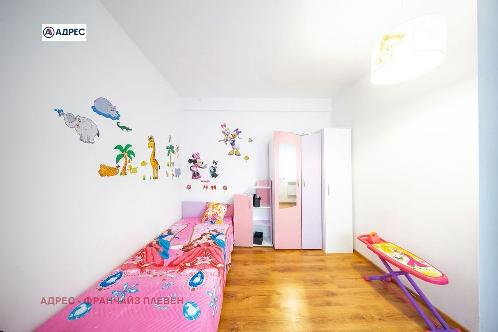 Многостаен в Ловеч-Младост площ 343 цена 150000