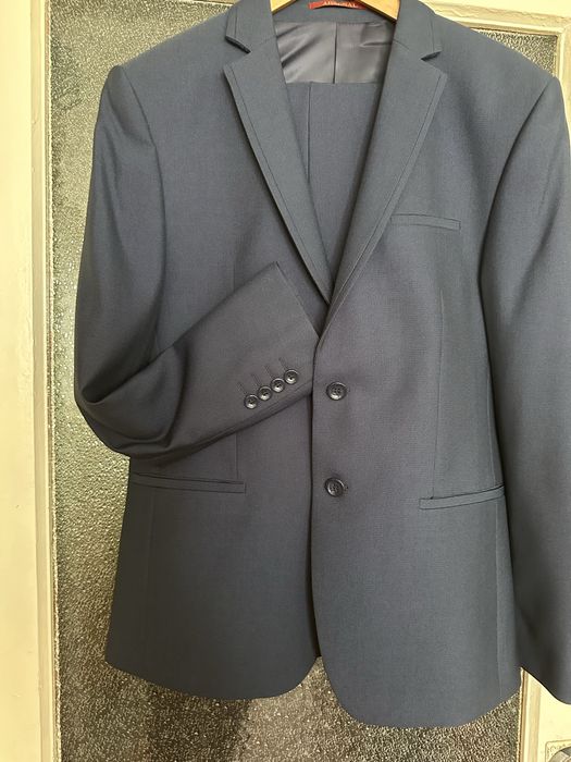 Костюм новый размер 50