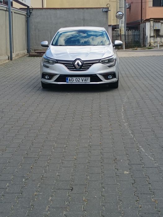 Se vinde Renault Megane IV  Energy Intense 1.6dci