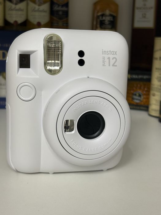 Fujifilm Instax mini 12 белый