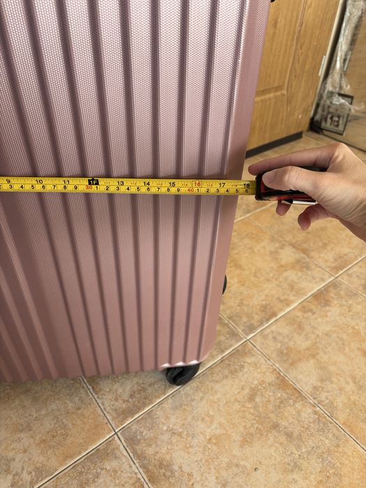 Голям куфар за чекиран багаж, розов, ползван веднъж