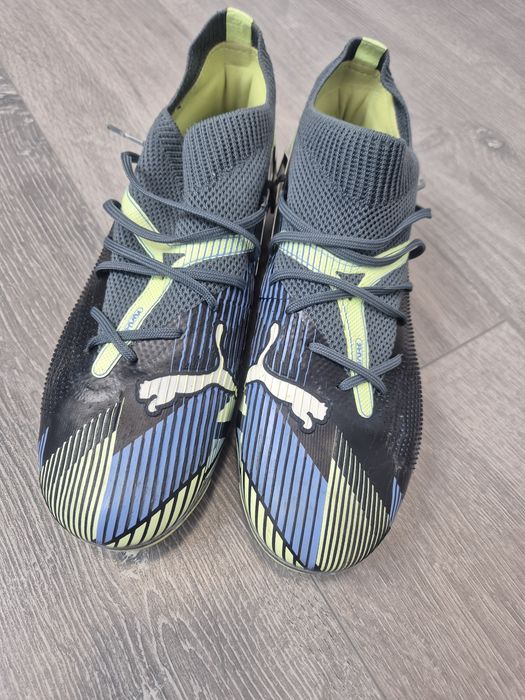 Ghete de fotbal Puma