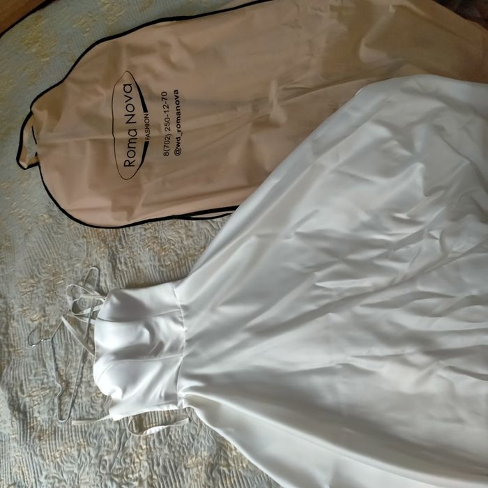 Базовое платье от RomaNova