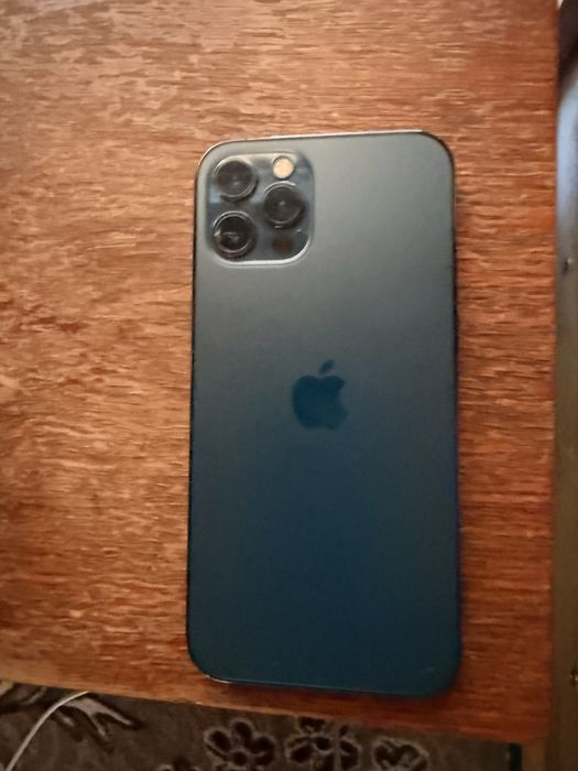 Iphone 12 pro sotiladi