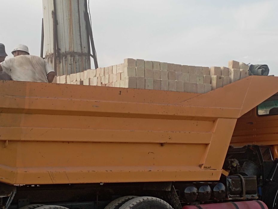 Keramika pishgan g'isht