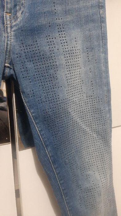 Дамски дънки Pepe jeans с камъни.