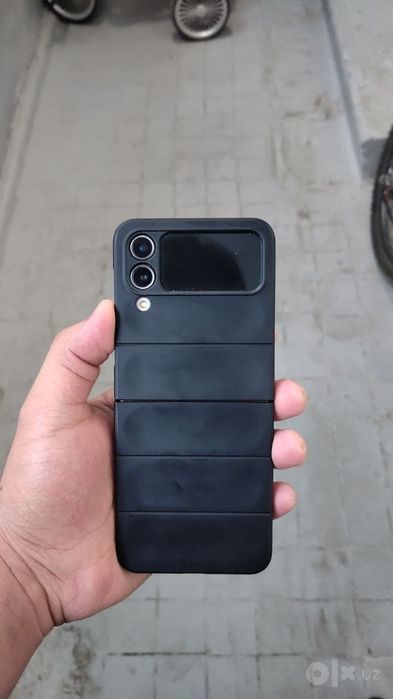 Samsung Gallaxy z flip4