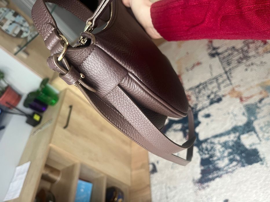 Кафява чанта Coccinelle