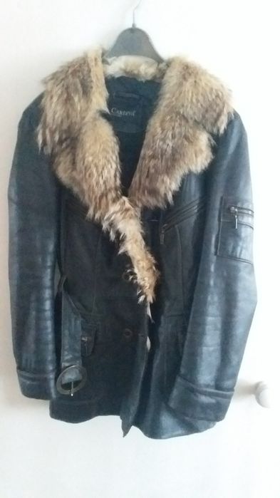 Женская куртка коженная