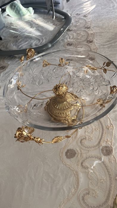 Продаются каждая за 10 000