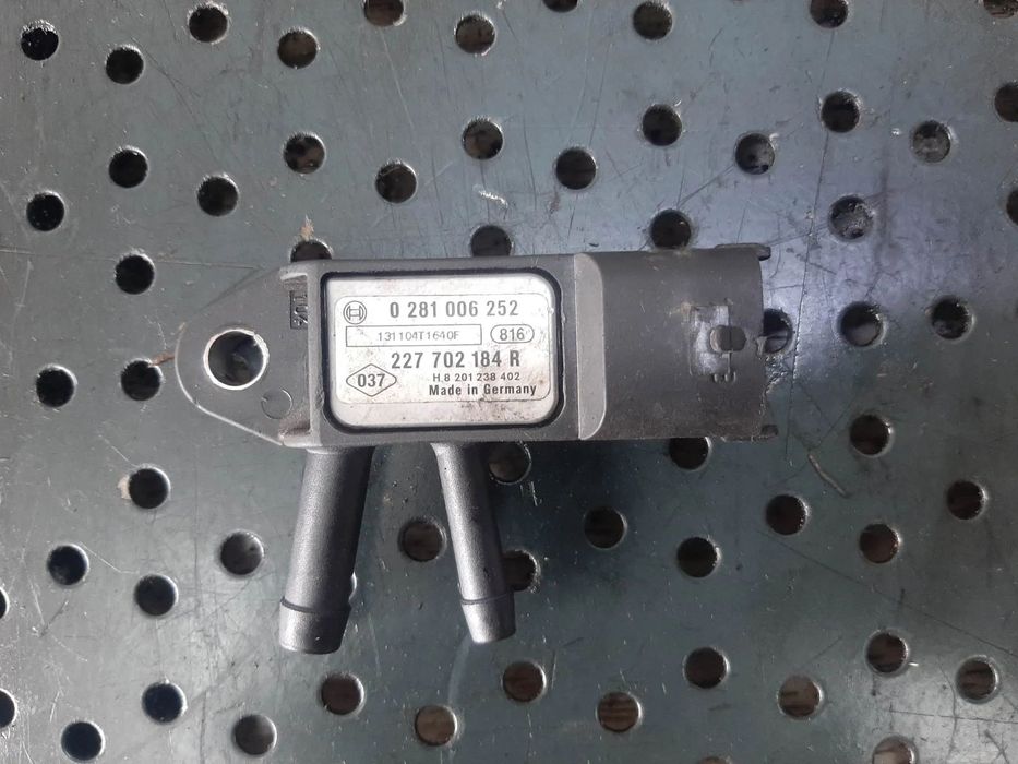 senzor presiune evacuare 1.5 dci k9k renault scenic 3  kangoo clio 4 captur  0281006252