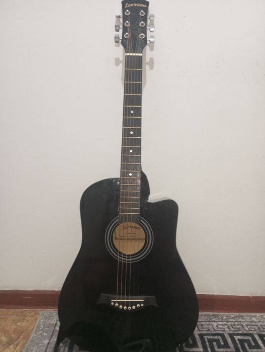 Гитара 6 струнная