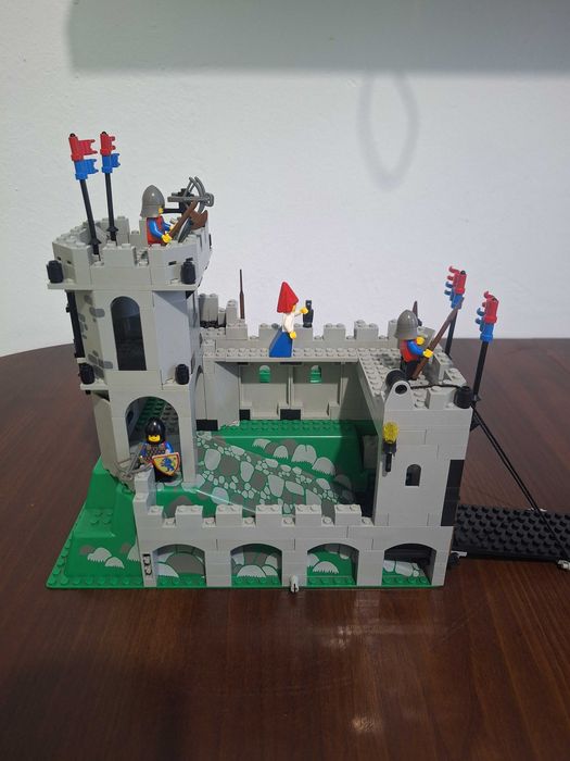 Lego 6081: King's Mountain Fortress