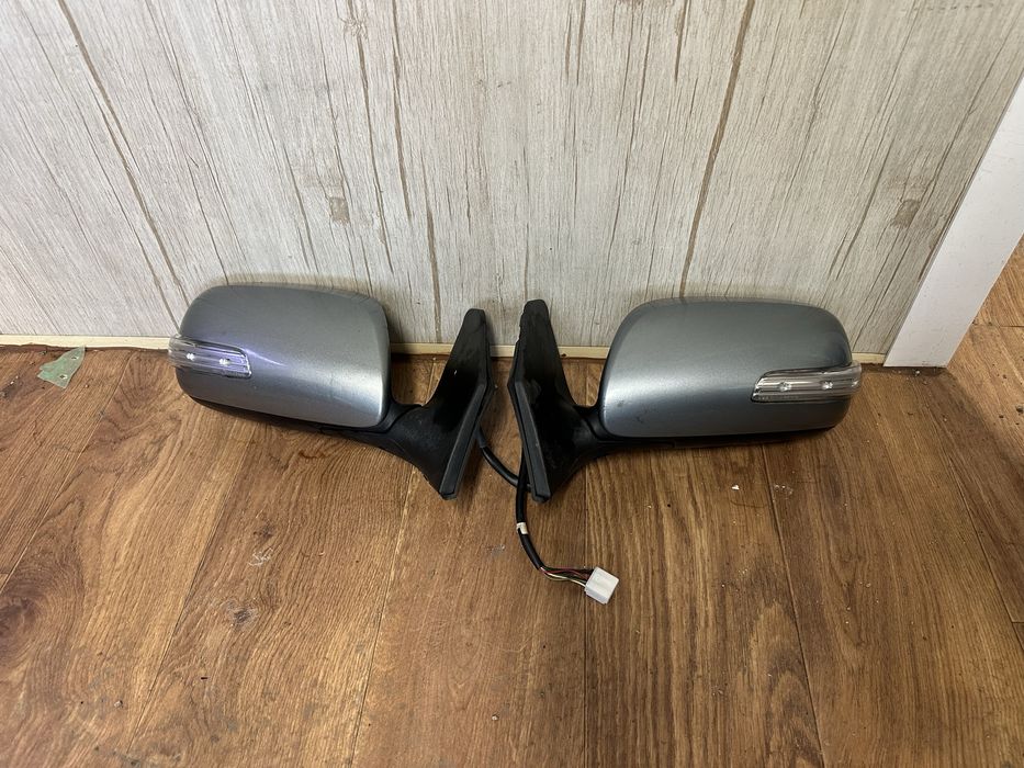 Огледало/Огледала за Тойота Авенсис Т25 facelift със ел прибиране!