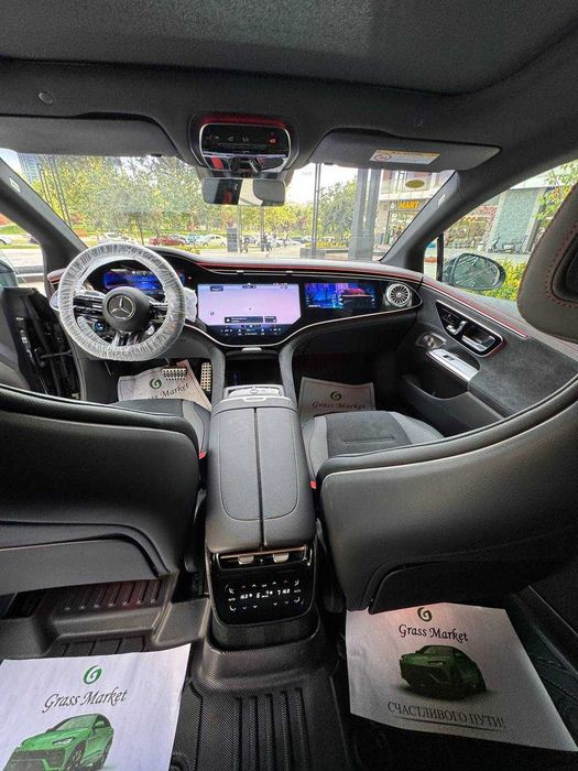 Mercedes AMG EQE 53 4 Matic+