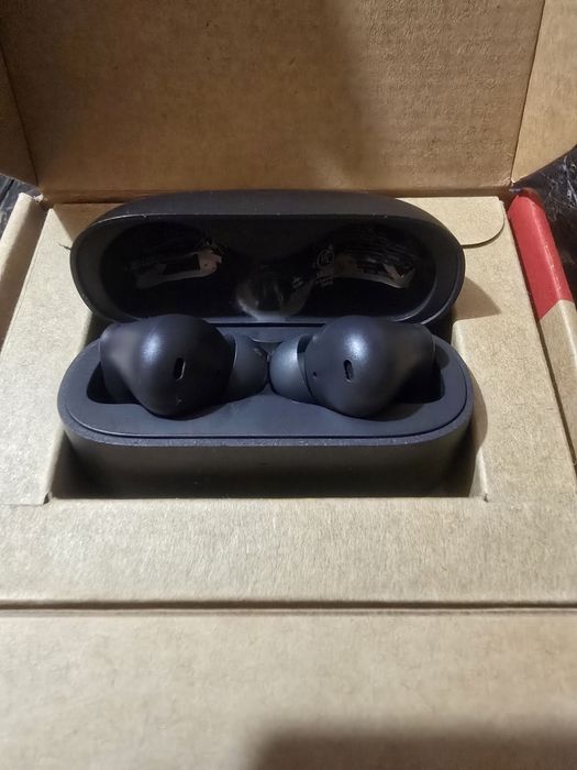 Висок клас слушалки Lenovo