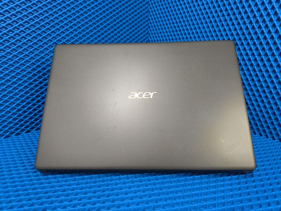 Ноутбук Acer Aspire 3 / SSD / Windows 11 / 15.6"