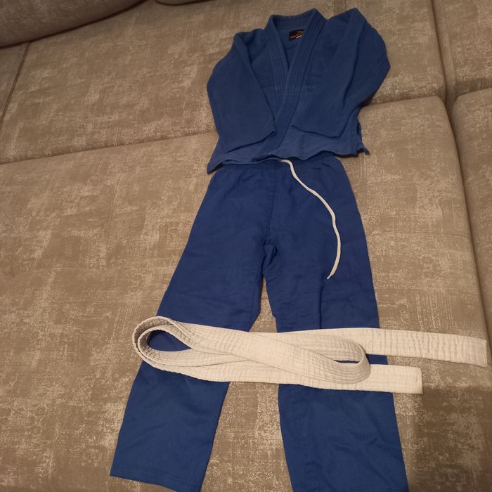 Кимано сатылады 5-8жаска