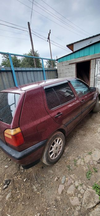 Продам  машину в хорошем состоянии.