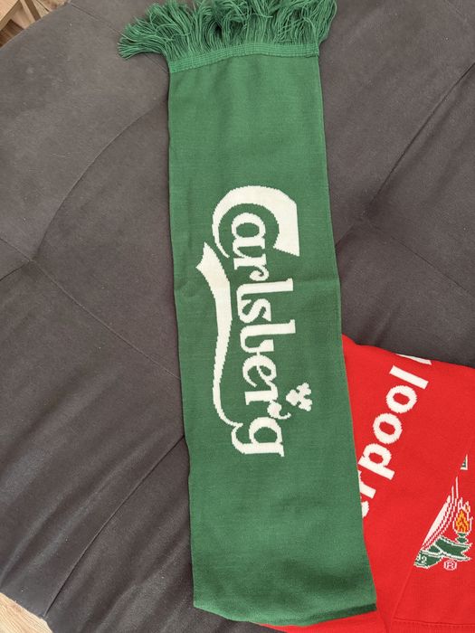 Шал на Ливърпул и Карлсберг (Liverpool FC and Carlsberg fan scarf)