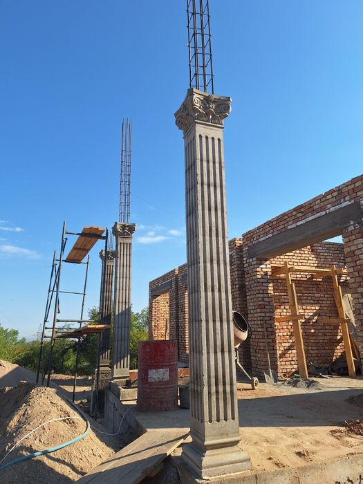 Римский Колона и балясина