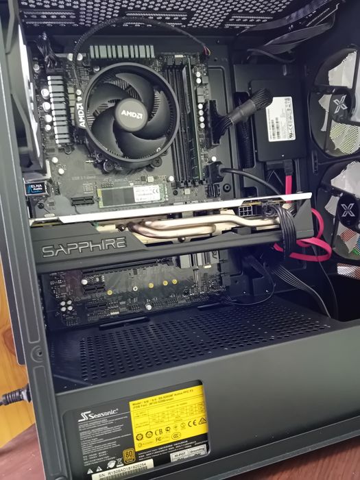 Геймърски компютър ryzen 5