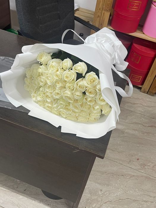 51 роза 24000тг!