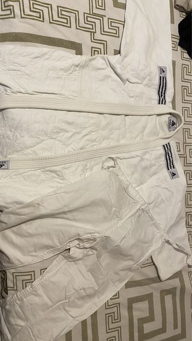 Кимоно каратэ Adidas