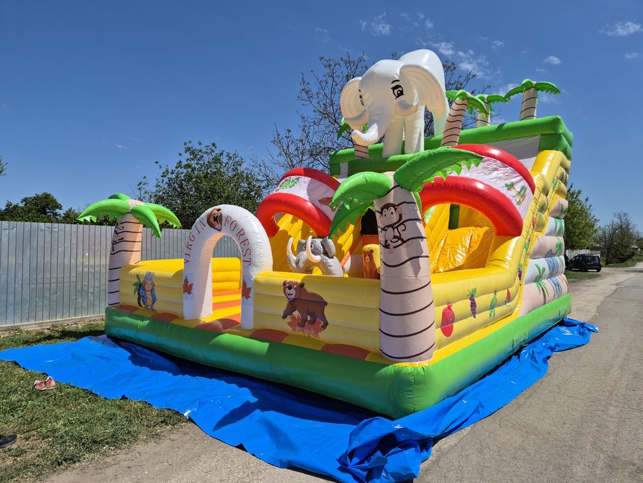 Loc joaca cu topogan gonflabil Nou