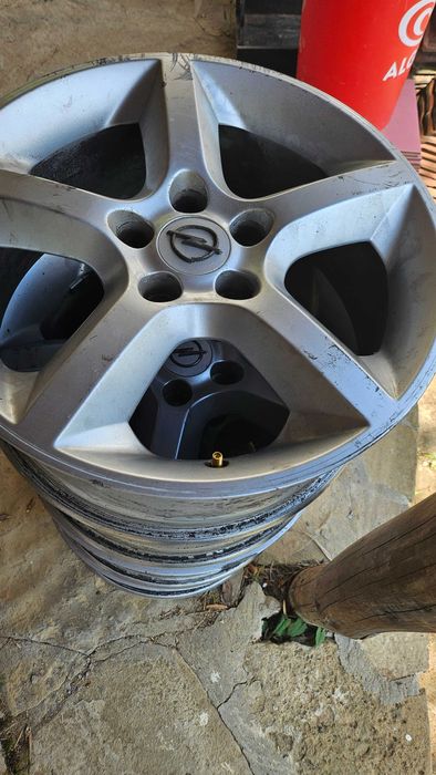 Лети алуминиеви джанти 17" 5х110  
 Опел Астра, Зафира.