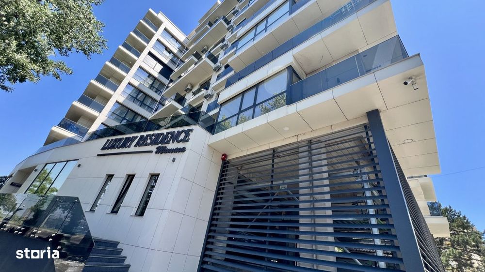 Apartament cu 3 camere si 2 locuri de parcare in Mamaia frontal la MAR