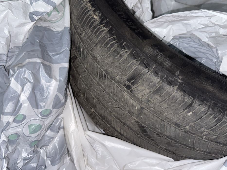 Продам 3 шины Michelin Primacy A/S 245/45 R18.