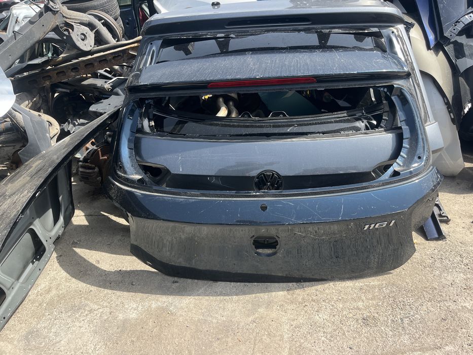 Капак,багажник BMW 1 серия 2018г