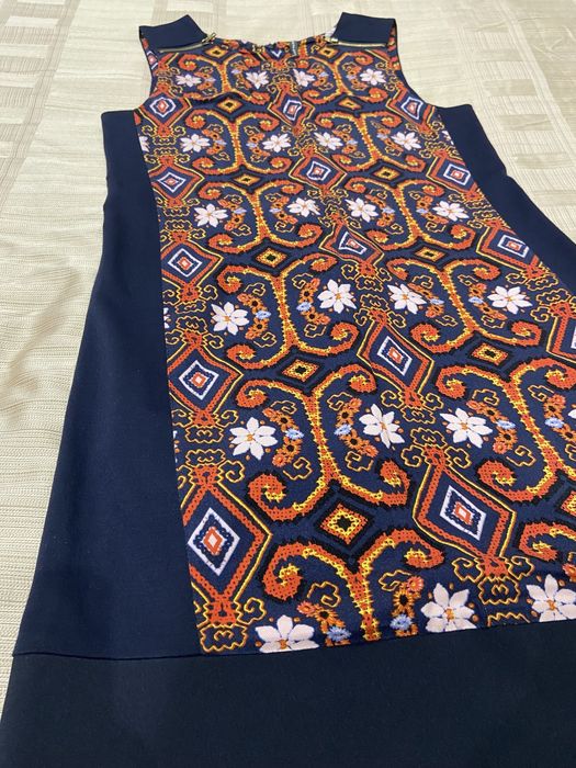 Новое платье оригинал от NAF NAF