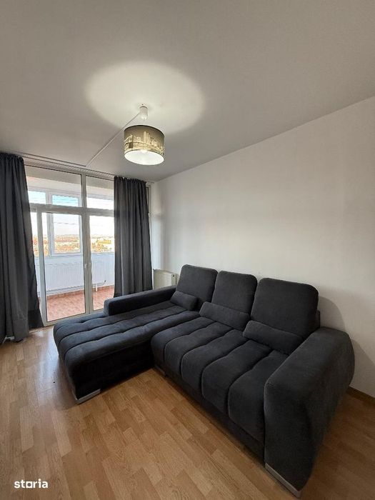 De vanzare Apartament 3 camere, zona Ampoi Carolina Mall.