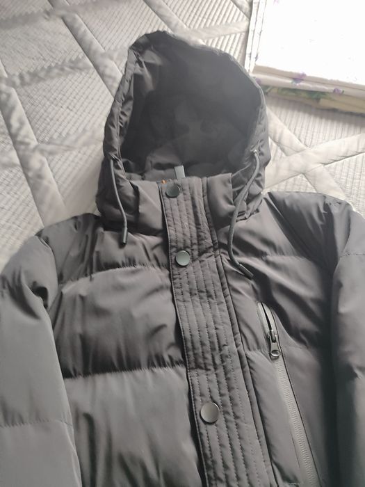 Продам зимнюю куртку, пуховик