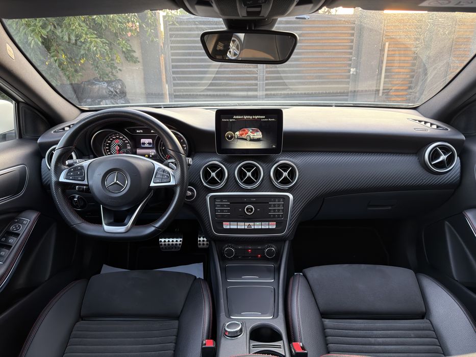 Mercedea A200 d 2016 AMG Line / Panoramic / Faruri Led /