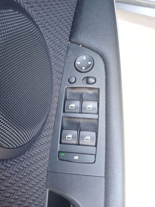 На части БМВ Е90 318д 143 коня - BMW e90 318d 143hp ляв волан нави