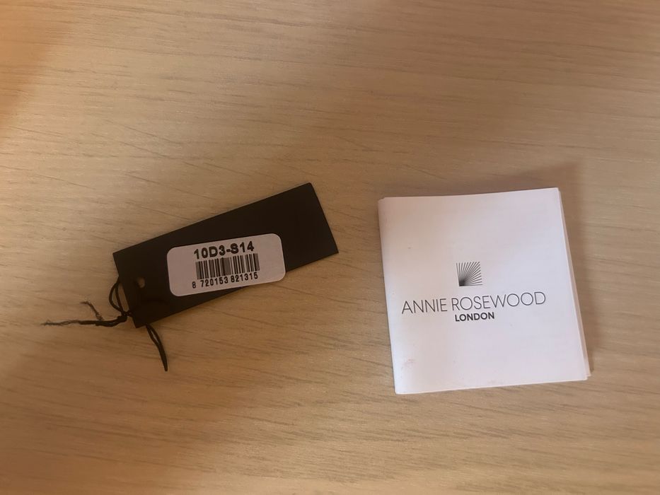 Оригинален часовник на Annie rosewood