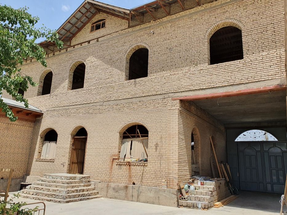 Sotiladi hovli mira kuchada