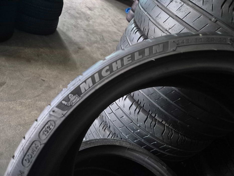 4 Anvelope de VARA - 245/30/20 90Y XL - Michelin Pilot Sport 4S AO - NOU - DOT 2020 !