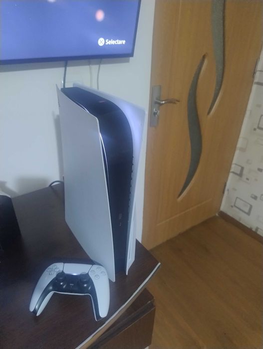 Vând PS5 in stare de funcționare perfecta