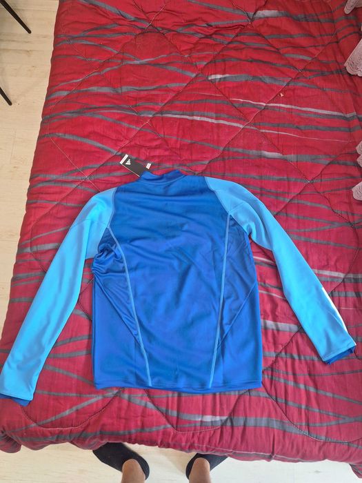 Спортна блуза Adidas(размер L)