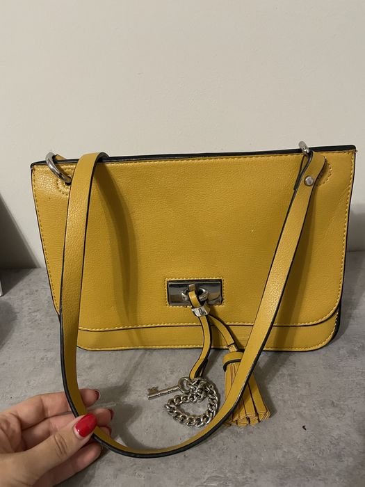 Чанта ZARA - цвят горчица