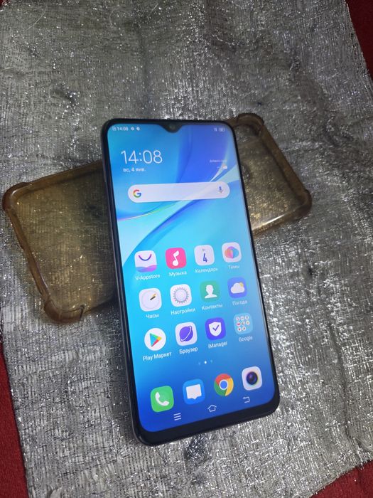 Vivo Y19.  128gb
