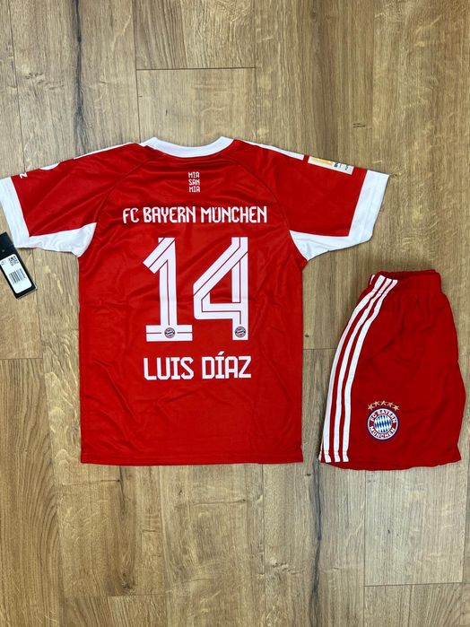 Детски футболен к-т на Байерн Мюнхен /25/26 / Луис  Диаз